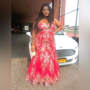 Elegant shiny maxi dress